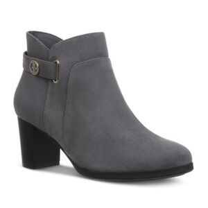 Gianni Bini Memory Foam Gray Suede Ankle Boots with Block Heel Size 7